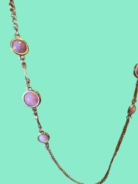Vintage Sarah Coventry Gold-Tone Necklace With Pink/Lilac Cabochons